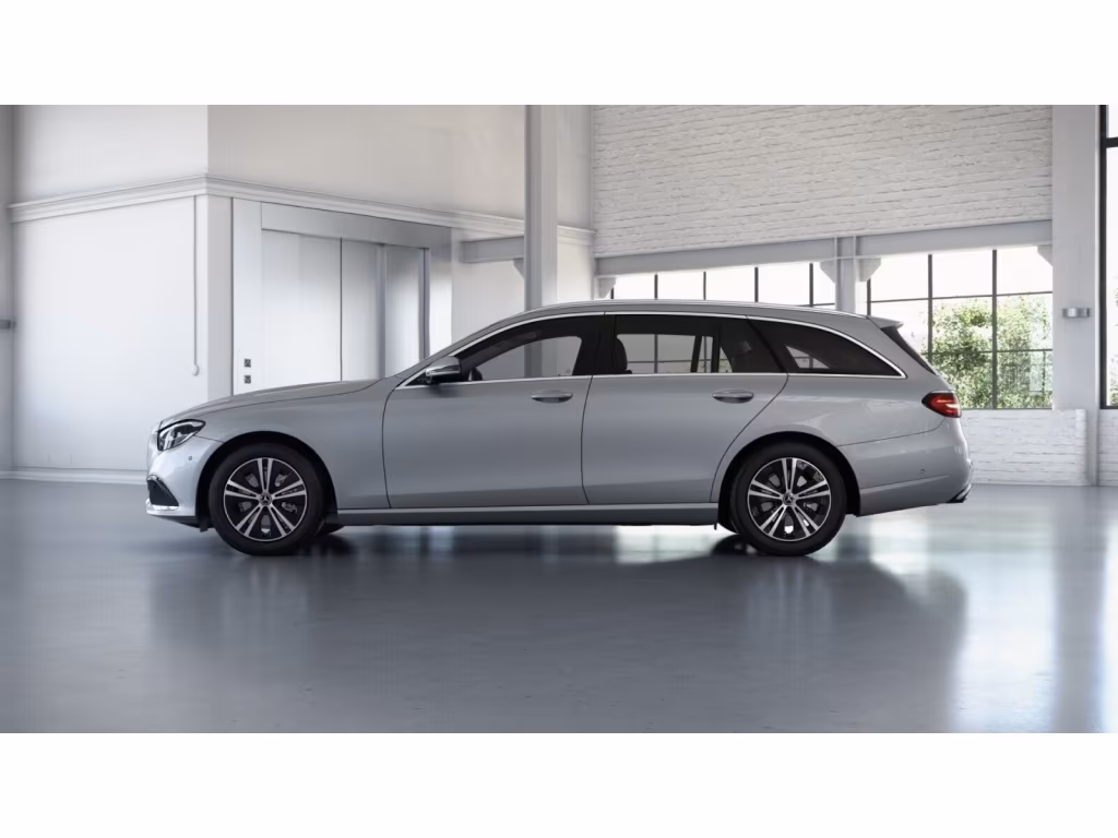 Mercedes-Benz E 220 AVANTGARDE E 220 d Estate