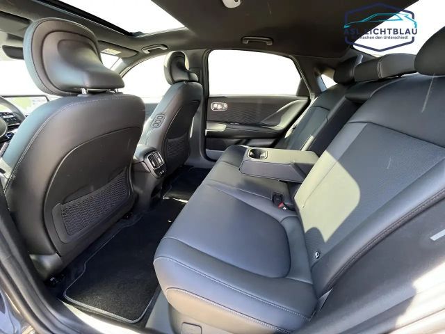 Hyundai IONIQ 6 UNIQ Vierwielaandrijving
