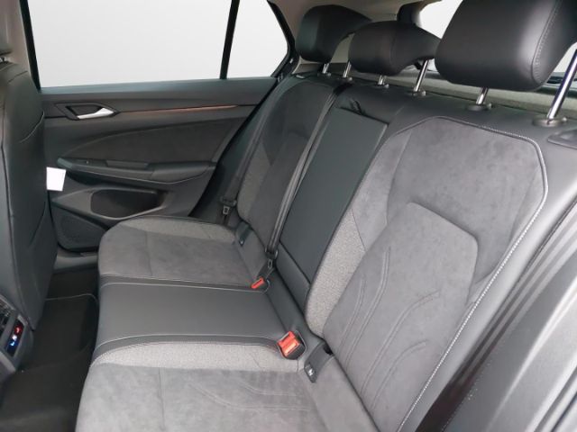 Volkswagen Golf 1.5 TSI Style