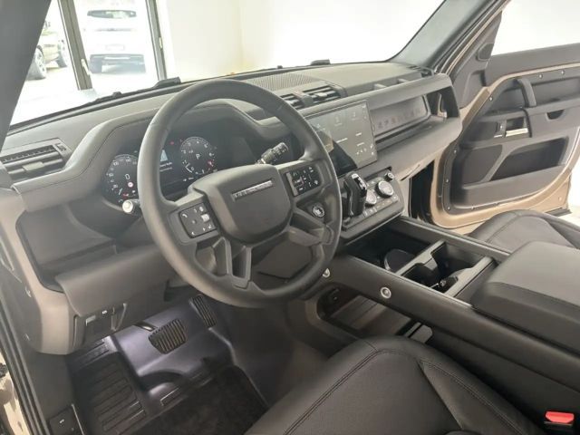 Land Rover Defender 110 Dynamic HSE
