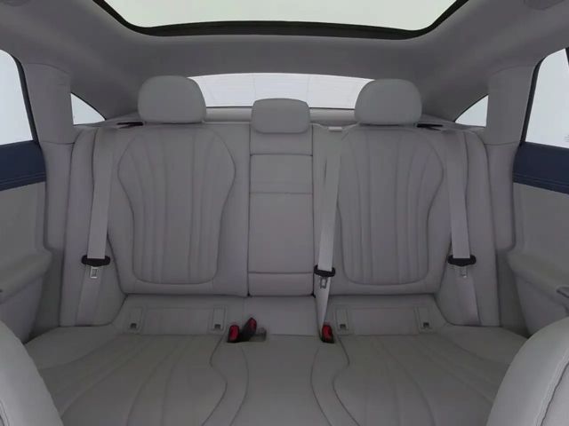 Mercedes-Benz EQE 350 AMG Line Sedan