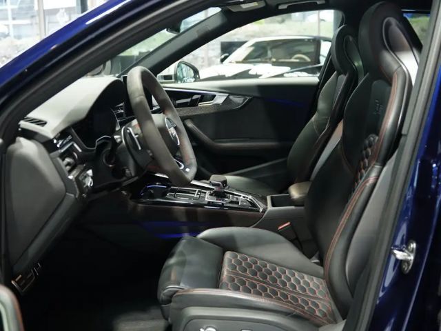 Audi RS4 Avant Quattro