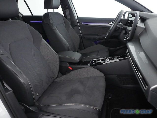 Volkswagen Golf 1.5 eTSI DSG