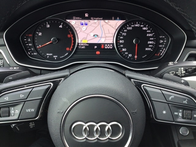Audi A4 30 TDI Avant S-Tronic