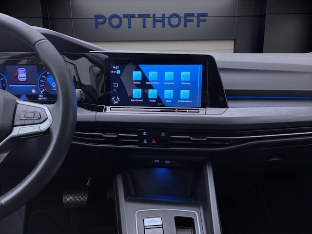 Volkswagen Golf 1.5 eTSI DSG Style