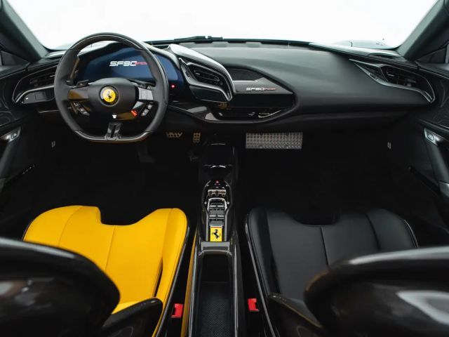 Ferrari SF90 Spider