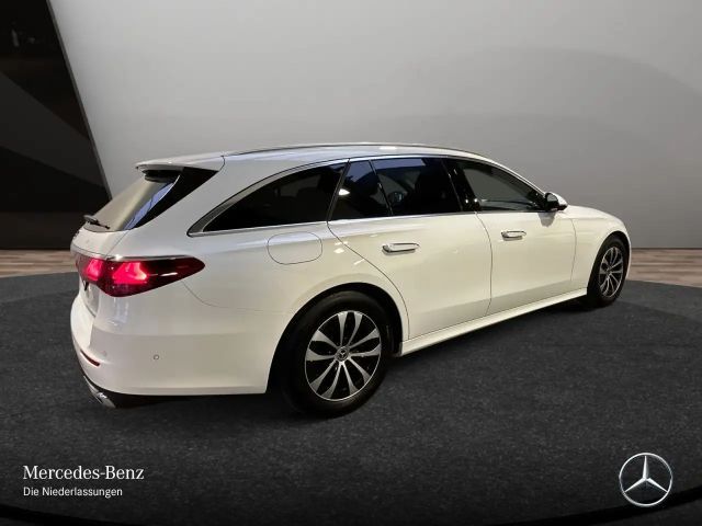 Mercedes-Benz E 200 AVANTGARDE Estate