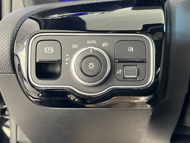 Mercedes-Benz A 200 AMG Line