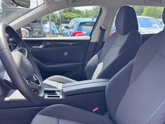 Volkswagen Passat 1.5 eTSI DSG Variant