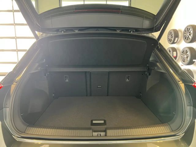 Volkswagen T-Roc 1.5 TSI DSG R-Line