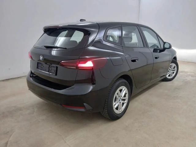 BMW 218 KAMERA DAB KLIMAAUTO LED NAVI