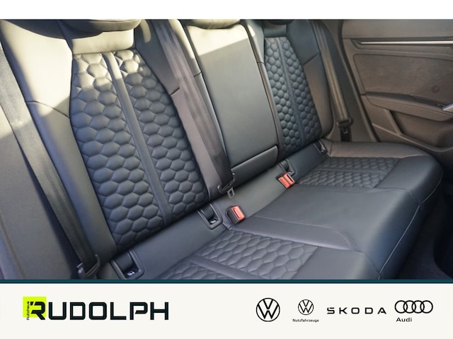 Audi RS3 Quattro S-Tronic Sedan