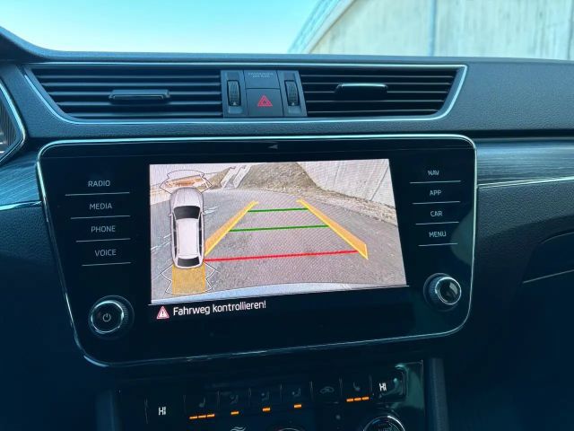 Skoda Superb 2.0 TDI 4x4 Combi Style Style