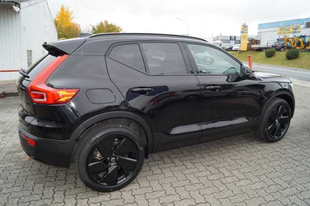 Volvo XC40 Plus