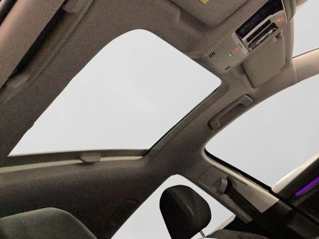 Volkswagen Golf 2.0 TDI DSG Style