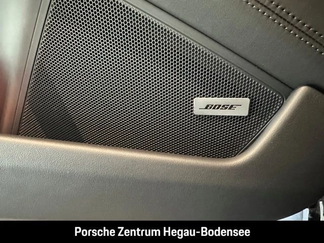 Porsche 992 Cabrio Carrera GTS