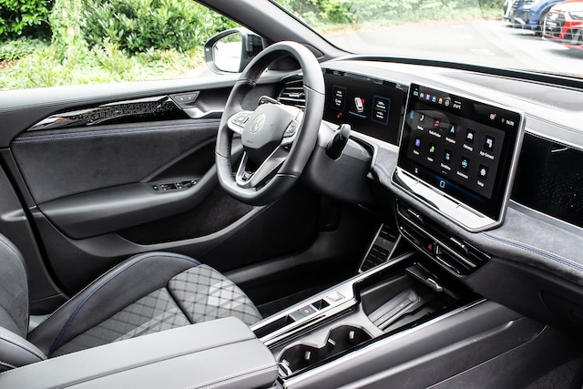 Volkswagen Passat 1.5 eTSI DSG eHybrid