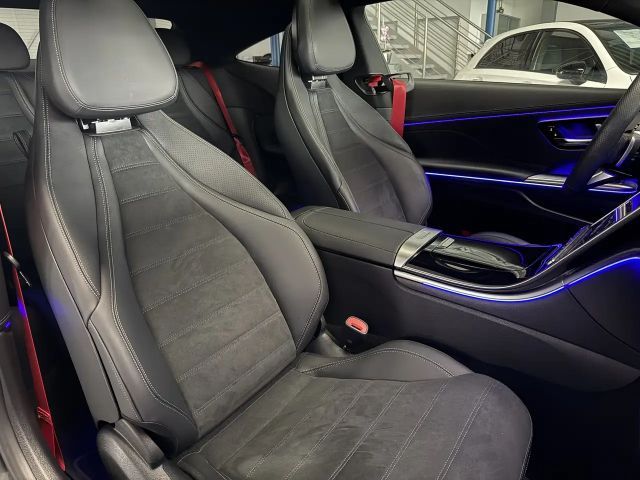 Mercedes-Benz CLE 300 4MATIC AMG Line Coupé