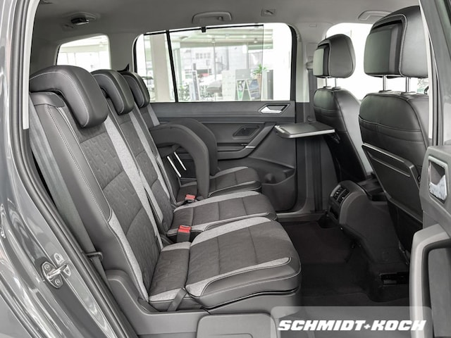 Volkswagen Touran 1.5 TSI DSG IQ.Drive