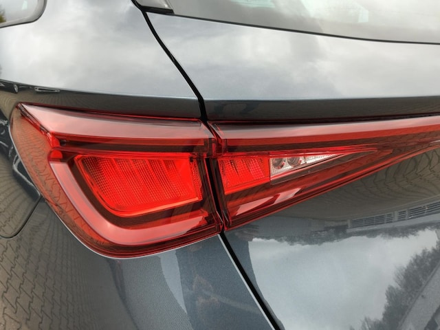 Seat Leon 1.5 TSI FR-lijn Sportstourer