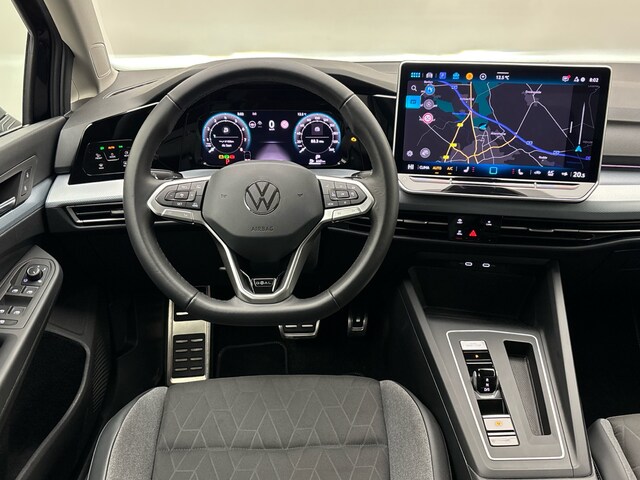 Volkswagen Golf 1.5 eTSI Golf VIII Life