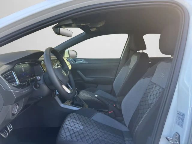 Volkswagen Taigo 1.0 TSI R-Line