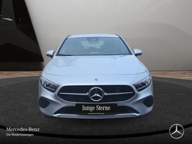Mercedes-Benz A 200 Progressive