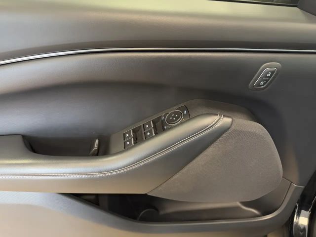 Ford Mustang Mach-E ST Line