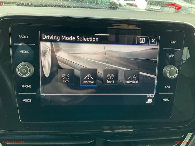 Volkswagen T-Roc 2.0 TDI DSG R-Line Style