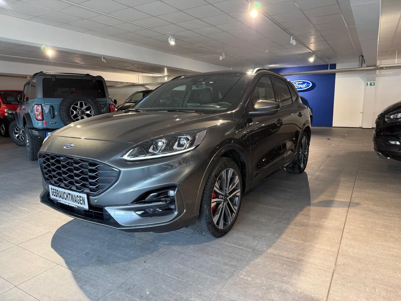 Ford Kuga Plug in Hybrid ST Line X