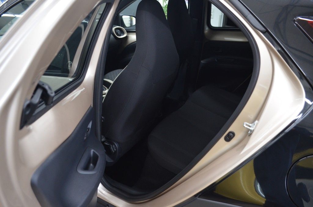 Toyota Aygo X 5-deurs Basis Team D