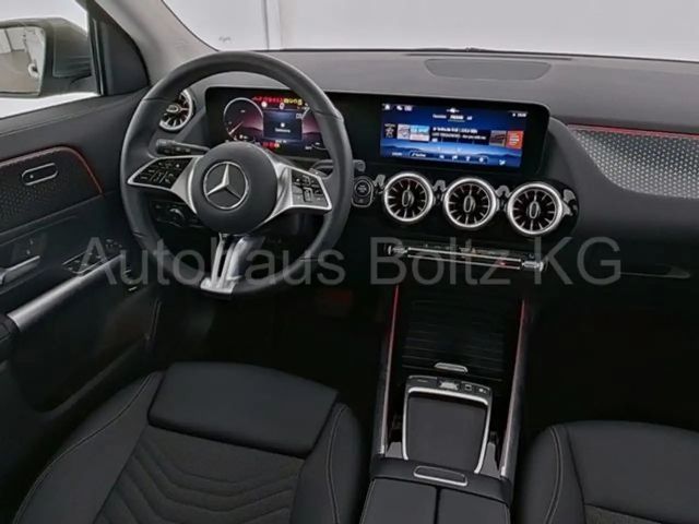 Mercedes-Benz GLA 200 Progressive