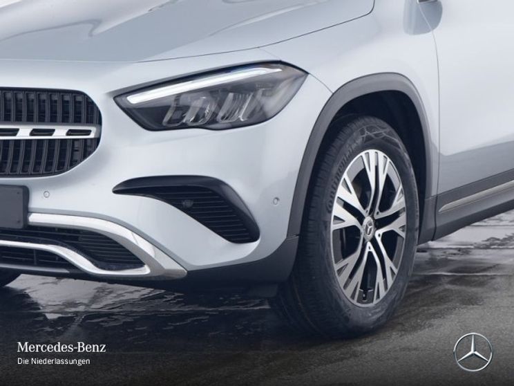 Mercedes-Benz GLA 180 Progressive