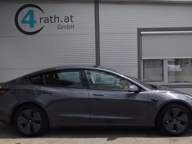 Tesla Model 3 AWD Long Range