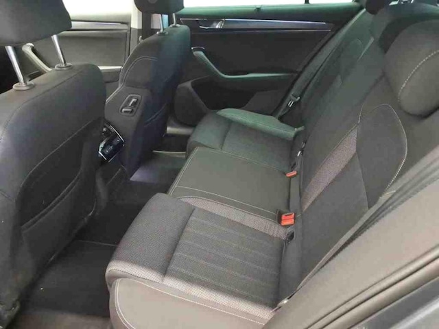 Skoda Superb 2.0 TSI Combi Style Style