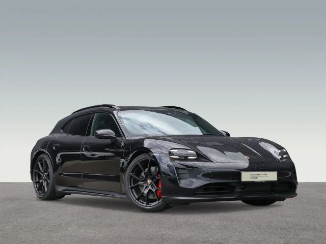 Porsche Taycan GTS Sport Turismo