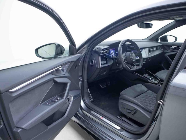 Audi RS3 Quattro S-Tronic Sedan