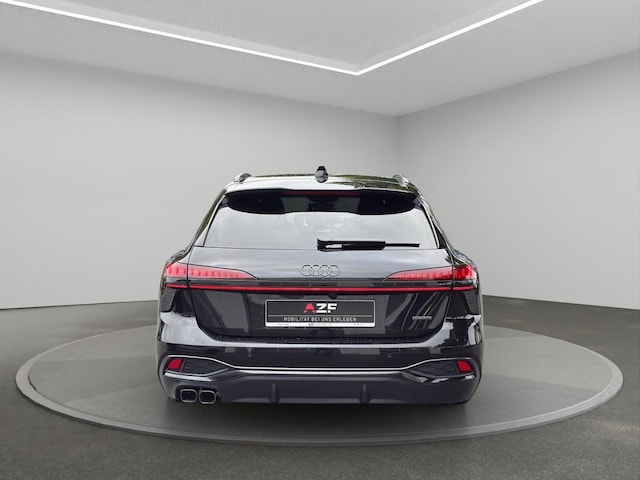 Audi A6 Avant Quattro S-Tronic