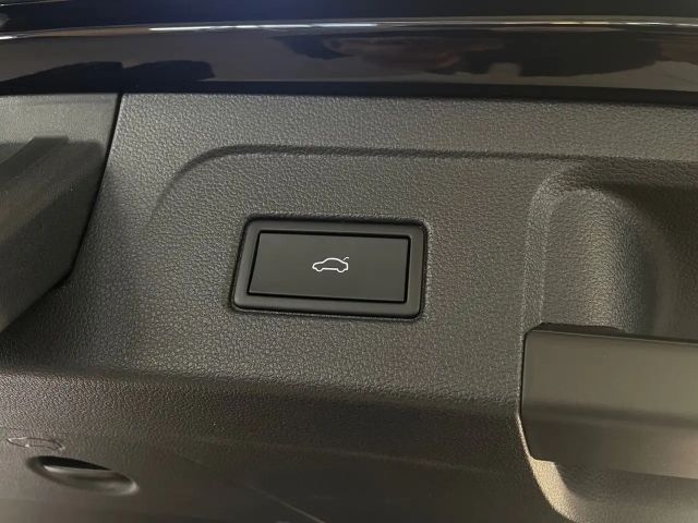 Volkswagen Touran Comfortline DSG R-Line