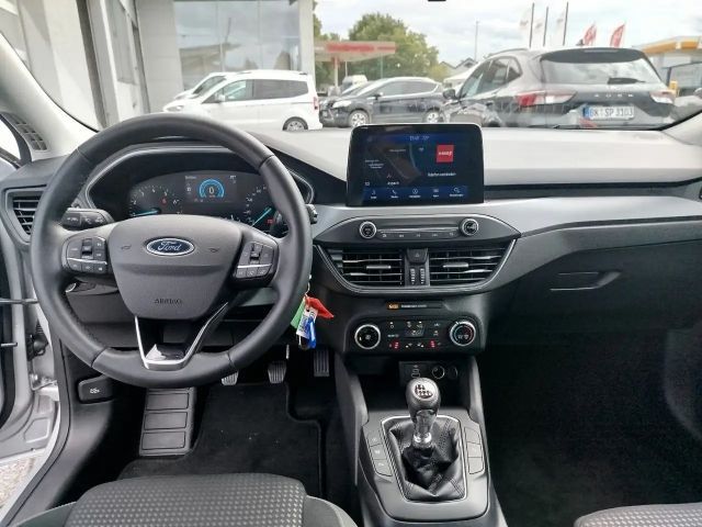 Ford Focus Cool & Connect Wagon