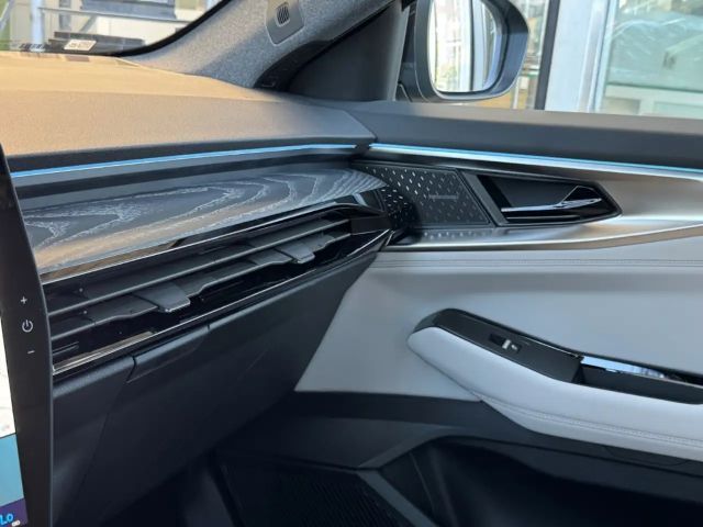 Renault Espace E-Tech Hybrid Iconic