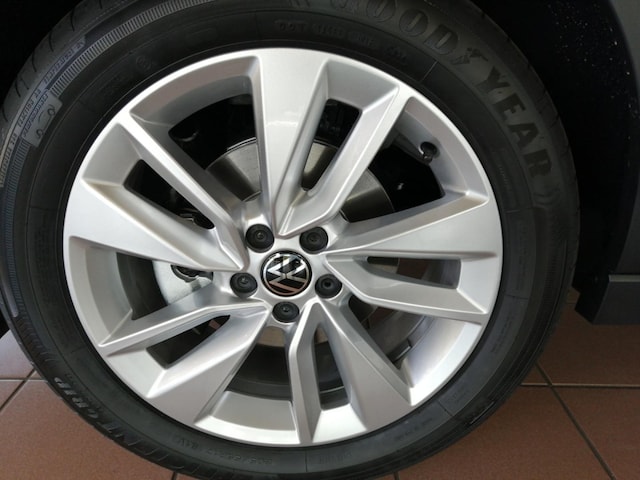 Volkswagen Taigo DSG