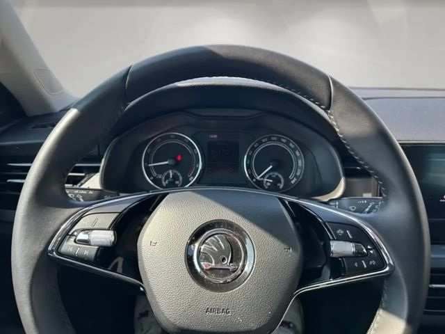 Skoda Kamiq 1.0 TSI Selection Selection