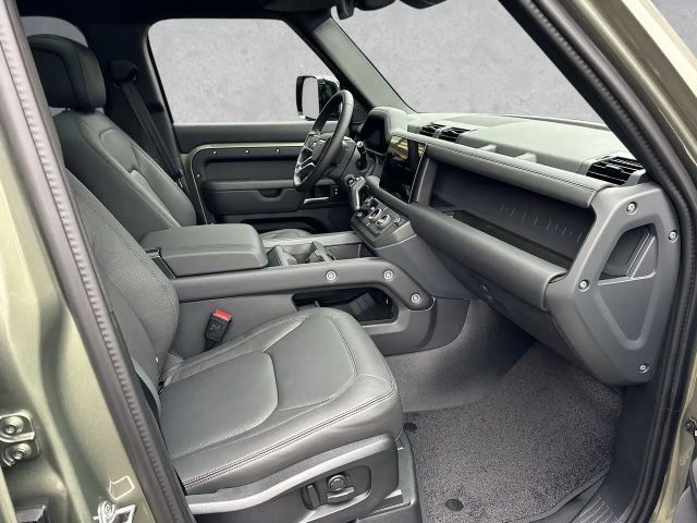 Land Rover Defender 110 AWD D250 Dynamic HSE