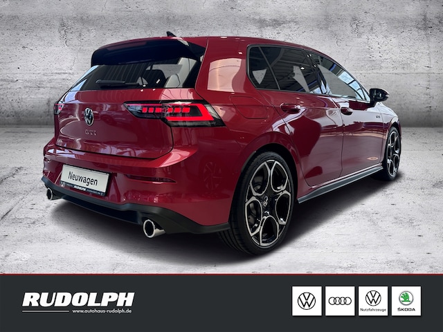 Volkswagen Golf 2.0 TSI DSG Golf VIII