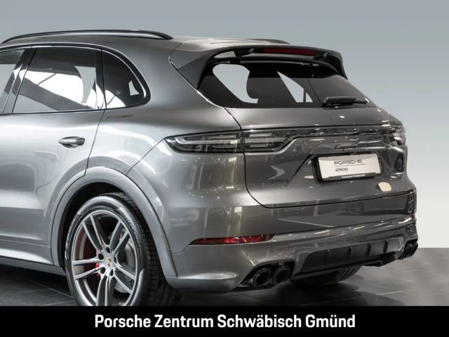 Porsche Cayenne GTS