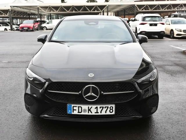 Mercedes-Benz A 200 Progressive