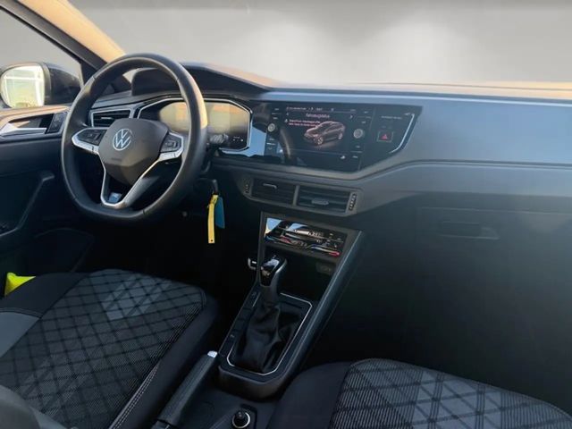 Volkswagen Taigo 1.0 TSI DSG R-Line