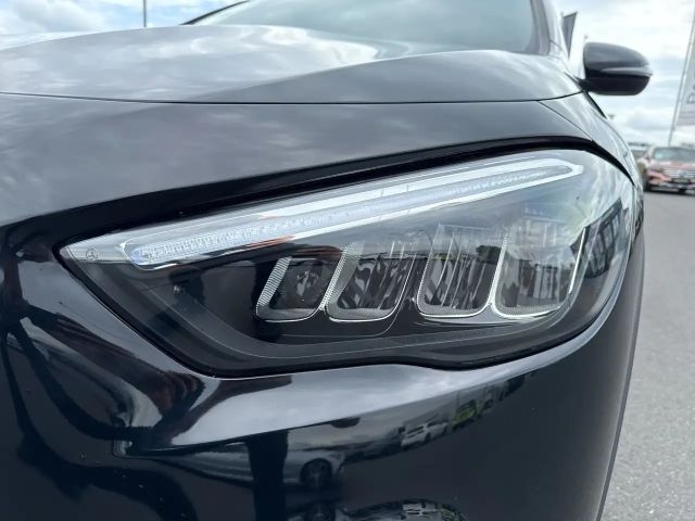 Mercedes-Benz GLA 200 PTS Cam Navi Wide LED SHZ EASY-PACK