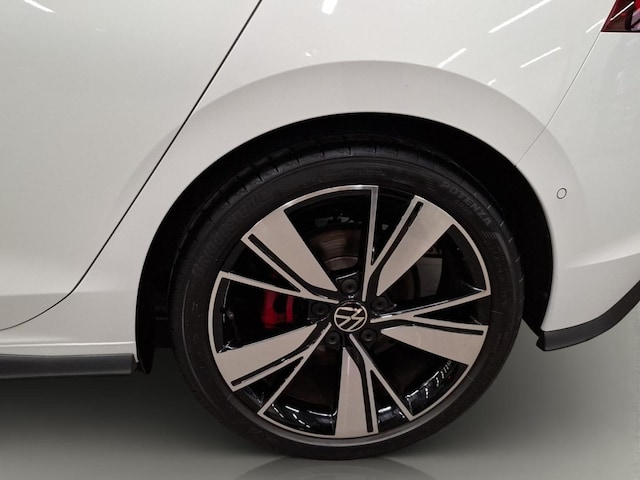 Volkswagen Golf 2.0 TDI DSG GTD